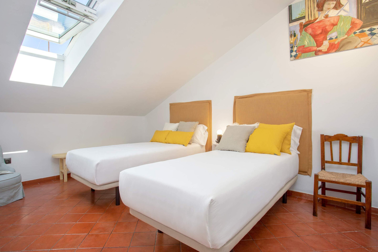 Bedroom 3, Genteel Home Tintes, Sevilla