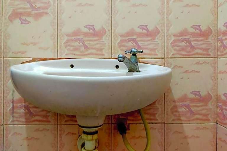 Bathroom 4, Fauziah Hotel Syariah Kendari, Kendari