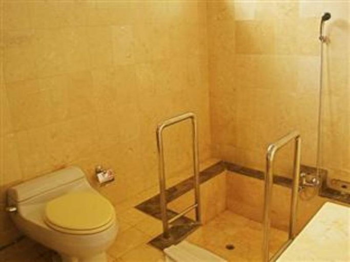 Bathroom 4, Aniniraka Resort & Spa, Gianyar