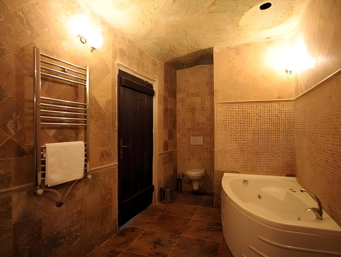 Bathroom 4, Grand Cave Suites, Nevşehir