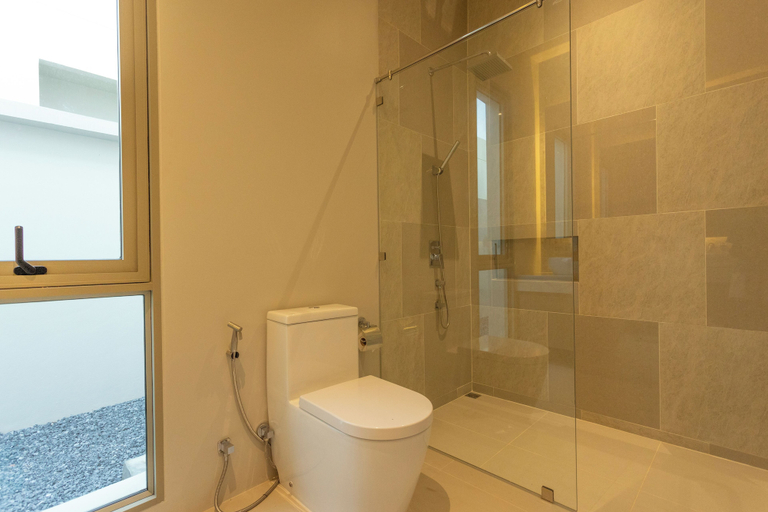 Bathroom 2, Brand New Completed Chalong A v124, Pulau Phuket