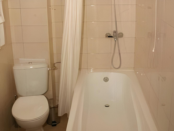 Bathroom 5, Spa Hotel Kleptuza, Velingrad