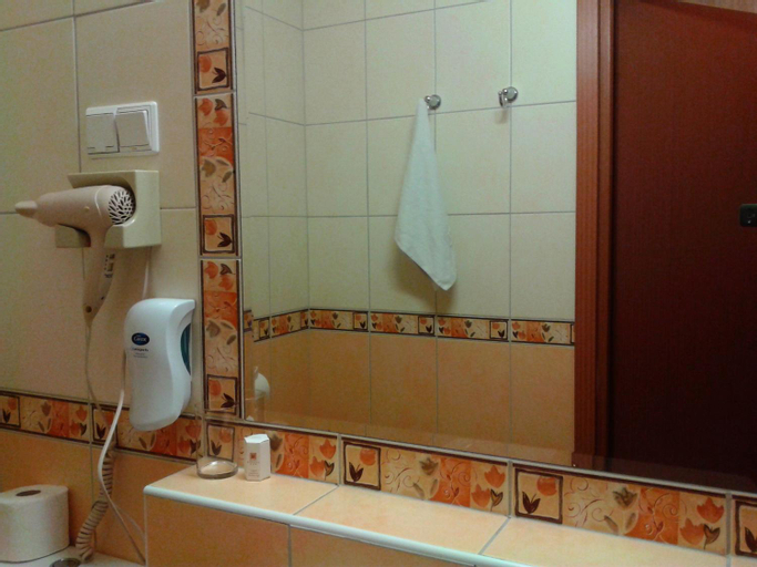Bathroom 6