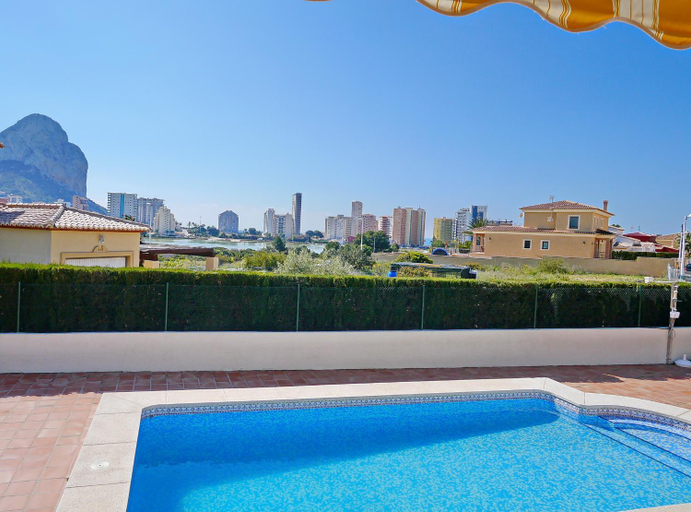 Others 5, Villa Salinas, Alicante