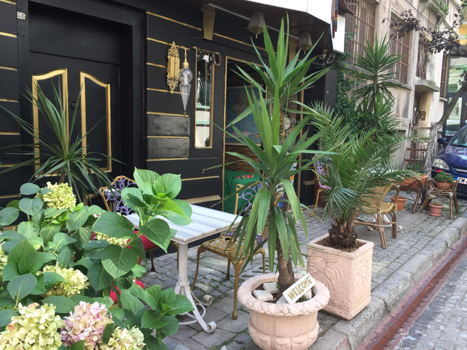 Exterior & Views 2, Avrasya Hostel, Fatih
