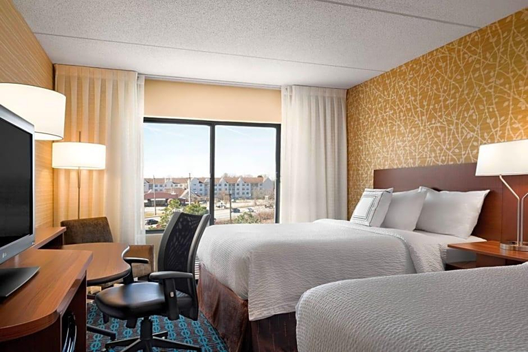 Bedroom 3, Fairfield Inn Philadelphia West Chester Exton, Chester
