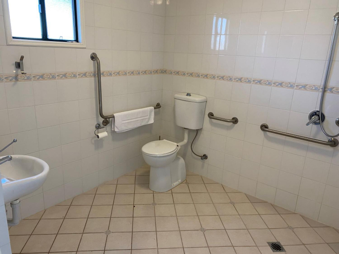 Bathroom 6
