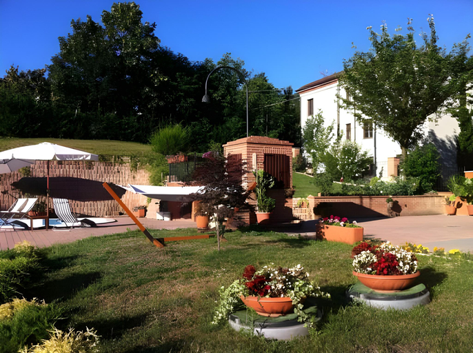 Others 2, B&B Castelvecchio, Asti