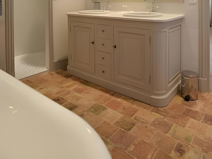 Bathroom 4, Le Clos de Grace, Calvados