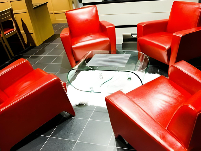 Public Area 2, Hotel & Suites Le Dauphin Quebec, Communauté-Urbaine-de-Québec
