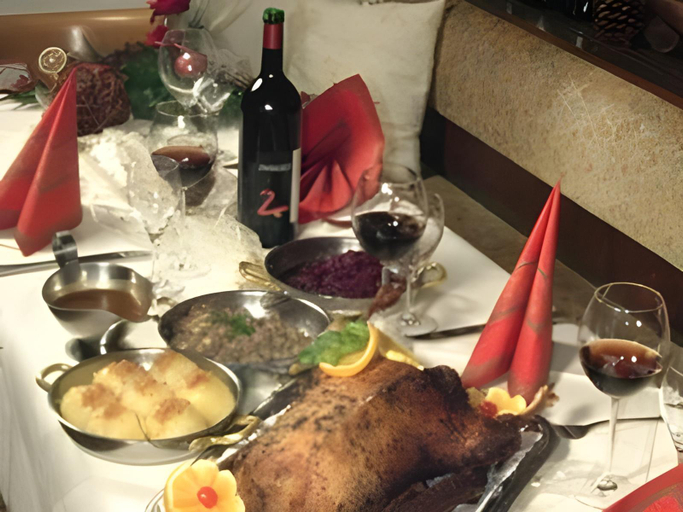 Food & Drinks 5, Hotel- Landgasthof Baumhof-Tenne, Main-Spessart