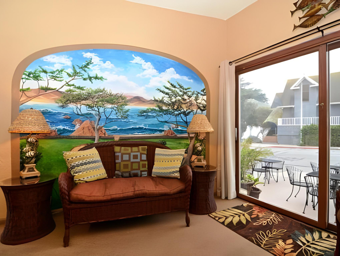 Public Area, Lovers Point Inn, Monterey
