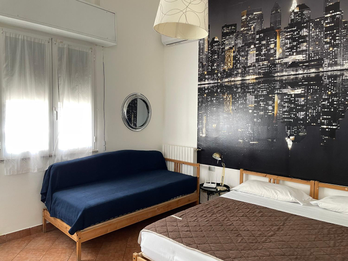 Bedroom 12