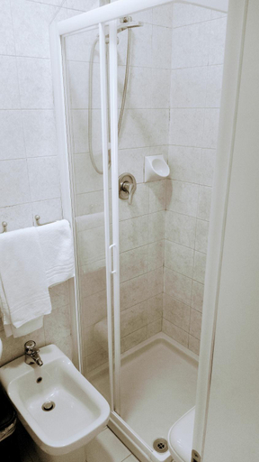 Bathroom 4, Hotel Sanmicheli, Verona