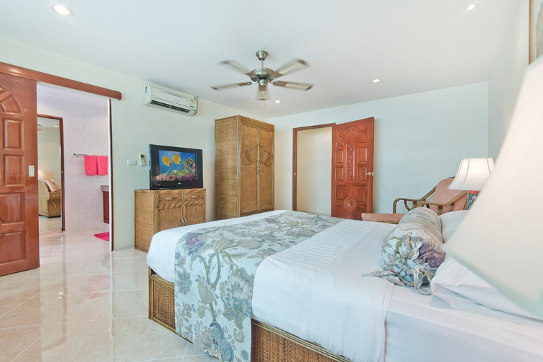 Bedroom 2, Butterfly Garden Boutique Residences, Pattaya