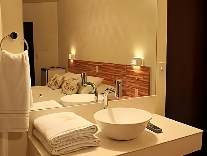 Bathroom 4, Goldmen Business Criciuma, Criciúma