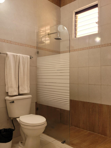 Bathroom 3, Drake Bolivar Santo Domingo, Distrito Nacional