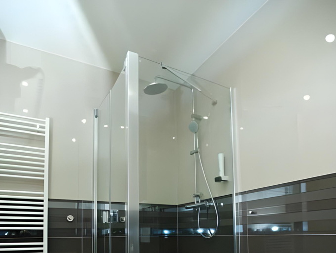 Bathroom 2, Kosice Hotel, Košice II