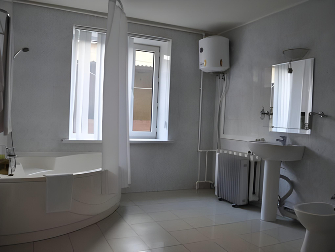 Bathroom 2, My City on Dimitrova, Volzhskiy rayon