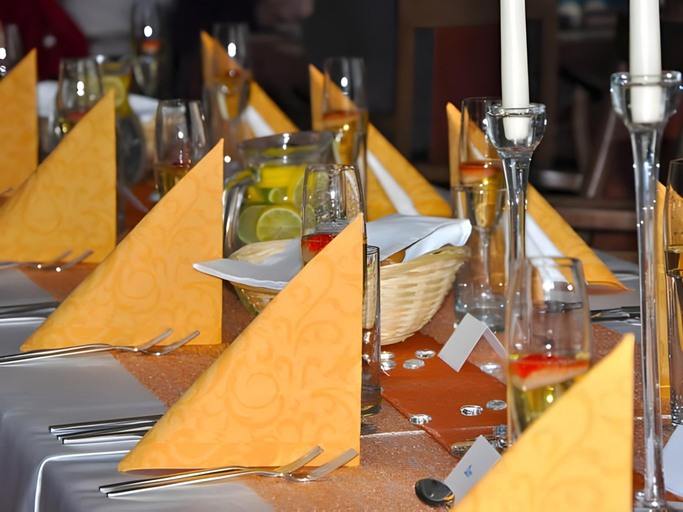 Food & Drinks 5, Kosice Hotel, Košice II