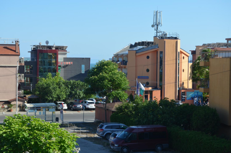 Others 3, Divela 3 Apartments, Nesebar