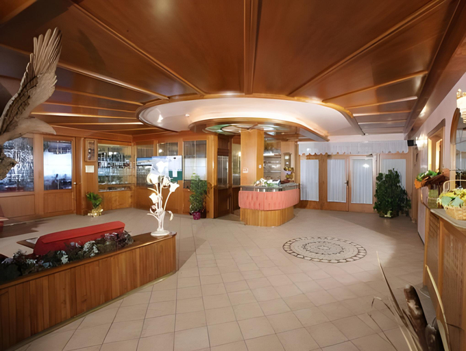 Public Area 4, ADLER MERYEM wellness hotel, Trento