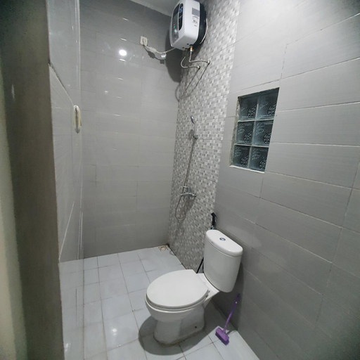 Bathroom, Omah Atik, Sleman