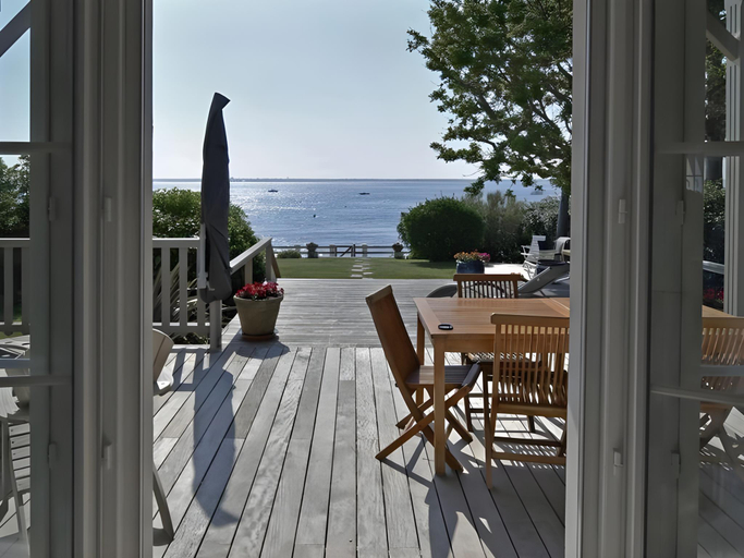 Others 2, Villa de la Plage, Gironde
