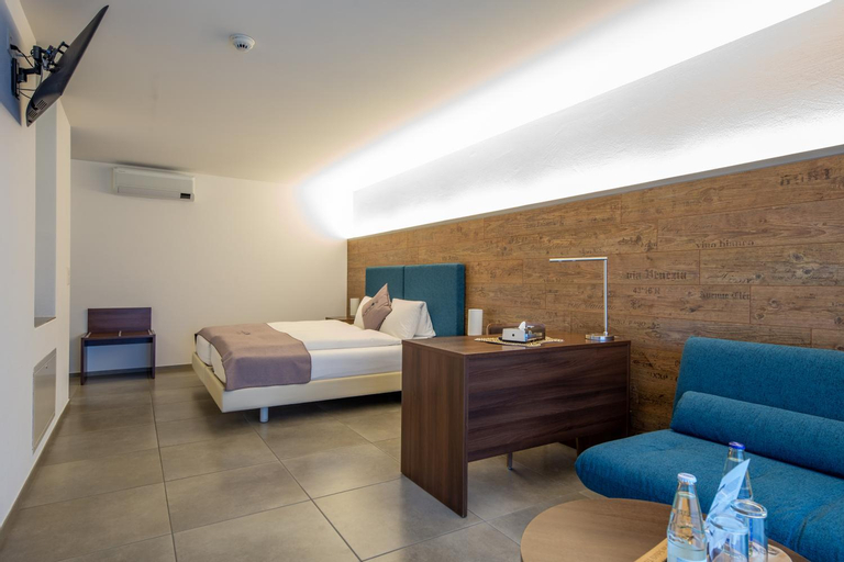 Bedroom 14