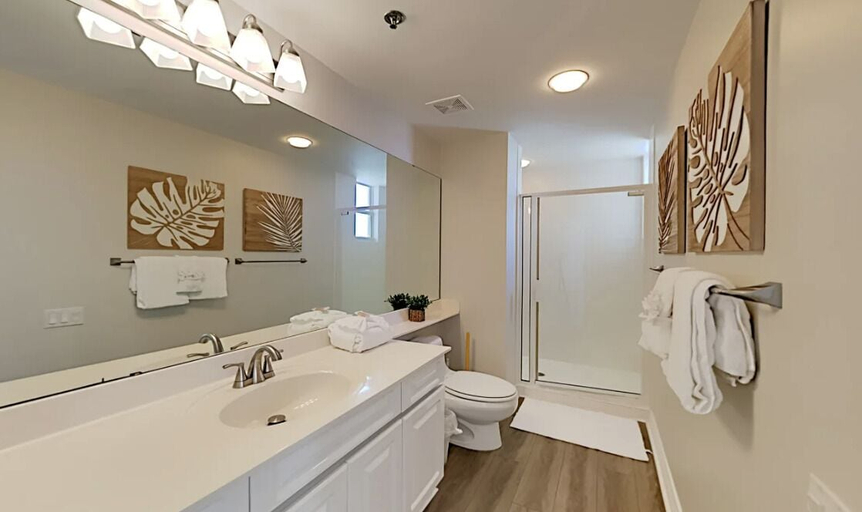 Bathroom 4, Beach Colony Tower 11A, Escambia