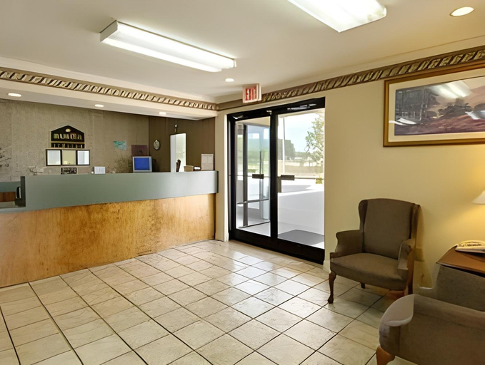 Public Area, Days Inn by Wyndham Lugoff, Kershaw