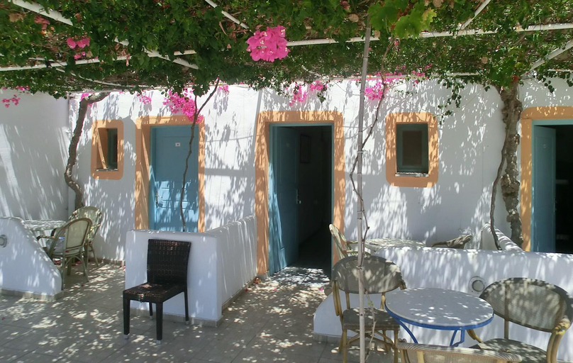 Facilities 4, Santorini Hostel, South Aegean