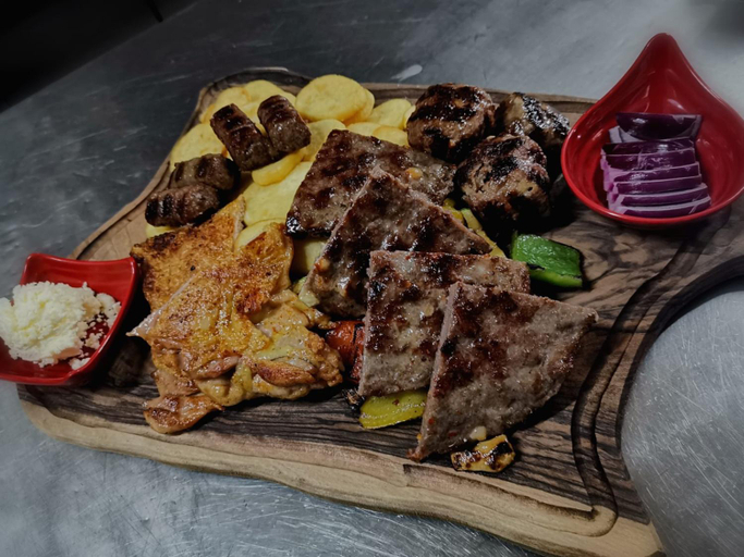 Food & Drinks 5, Sobe - Klet Cinkus, Zagreb