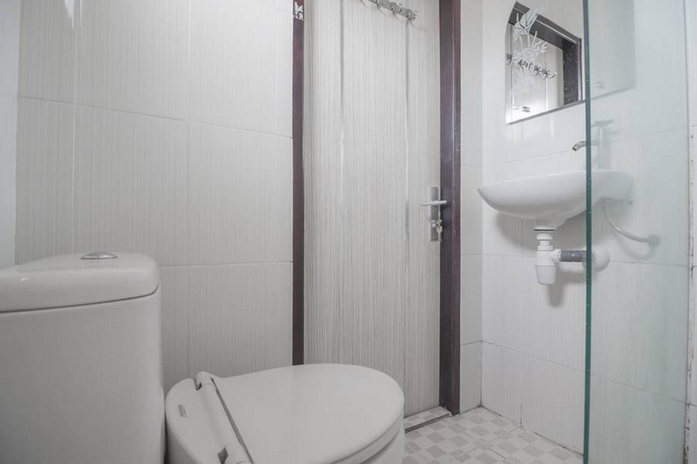 Bathroom 6