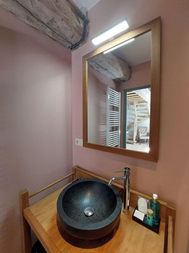 Bathroom 3, Cha Cha de Loup B&B - Vakantiewoning, Luxembourg