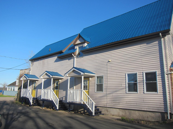 Others 4, Seawinds Motel & Suites, Digby