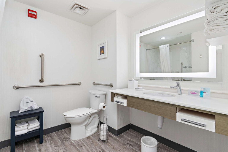 Bathroom 8