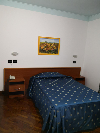 Others 5, Hotel La Cantina, Ravenna