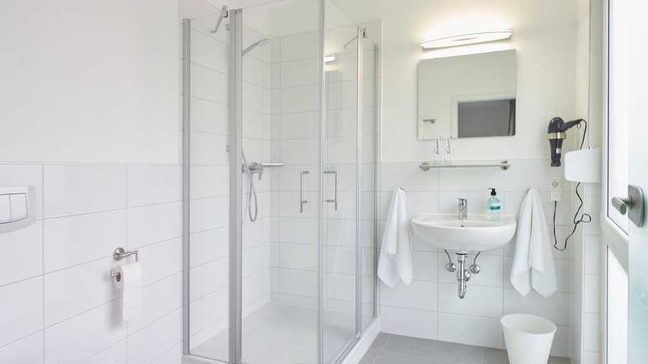 Bathroom, City Hotel ApartW3 - kostenlos parken, Minden-Lübbecke