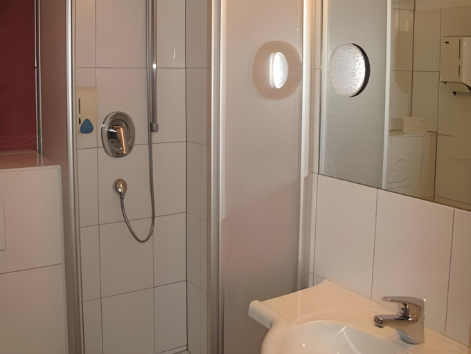Bathroom 4, Hotel Garni Hochschmied, Graz Umgebung