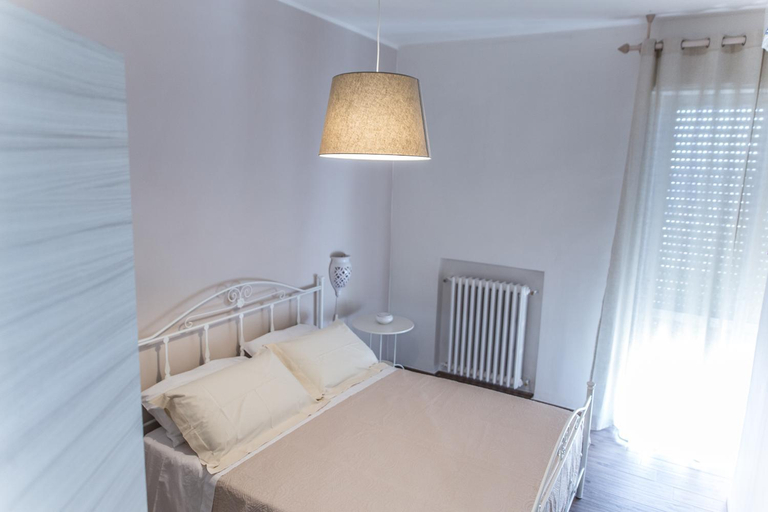 Others 3, B&B Ameli, Bari
