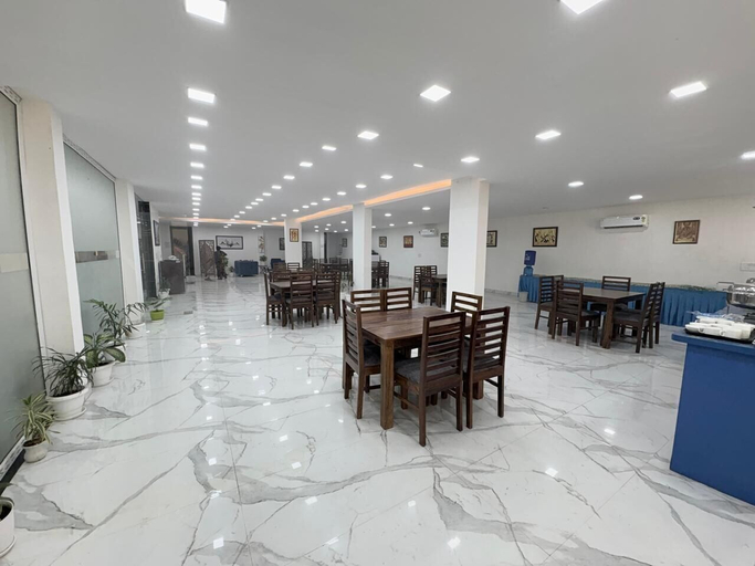 Food & Drinks 4, Aroha Stayinn - Gurugram, Gurgaon