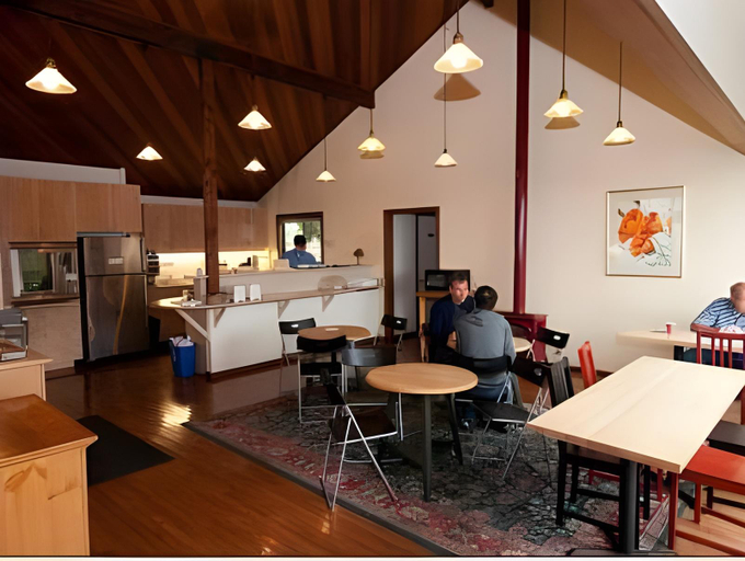 Food & Drinks 5, Harbor Lite Lodge, Mendocino