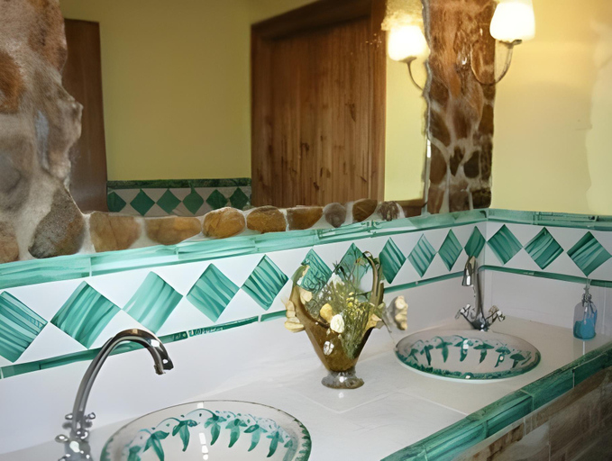 Bathroom 2, Hotel Rural Fuente La Teja, Granada