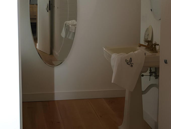 Bathroom 5, Casa Do Governador, Évora