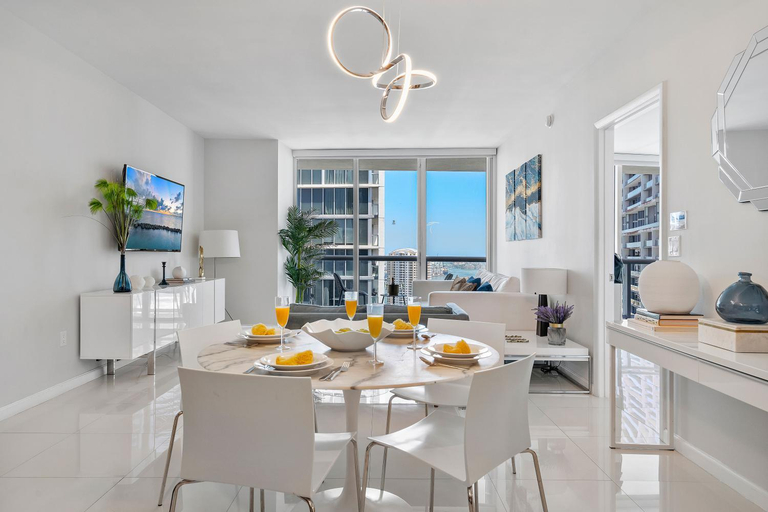 Dining Room 11