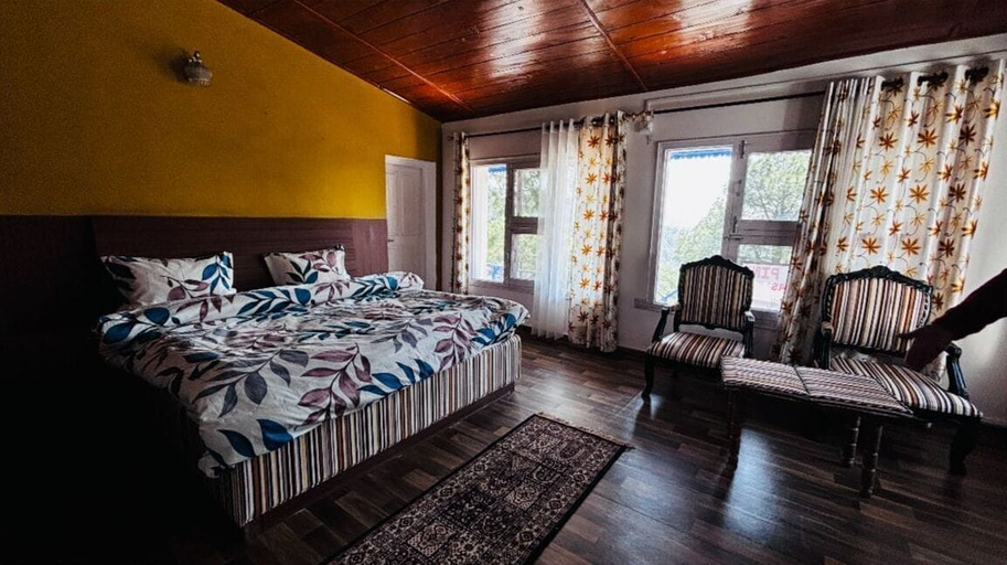 Bedroom 2, HOTEL Golden Pine villa, Solan