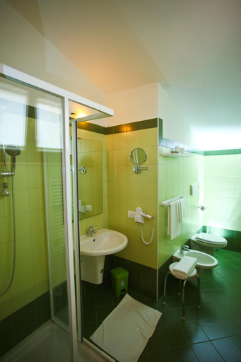 Bathroom 4, Hotel Ristorante Al Duca, Chieti