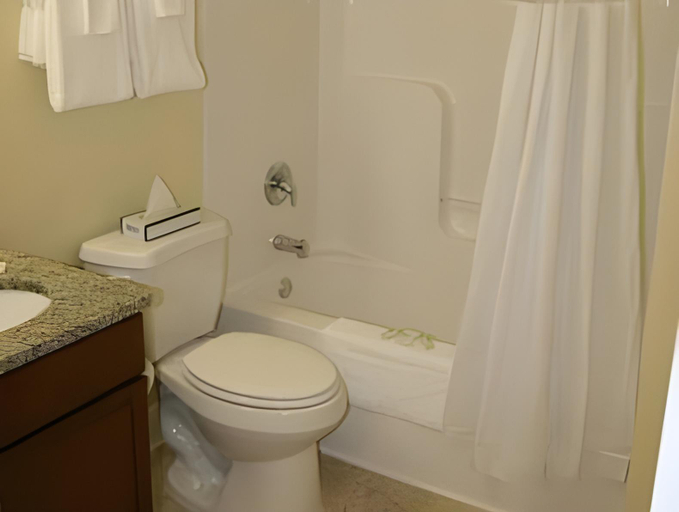 Bathroom 3, Affordable Suites of America Augusta, Richmond
