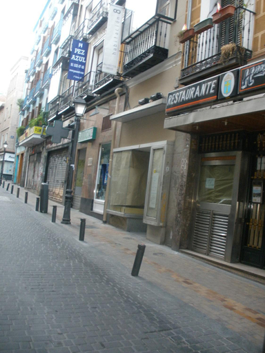 Others 4, Hostal del Pez Azul, Madrid